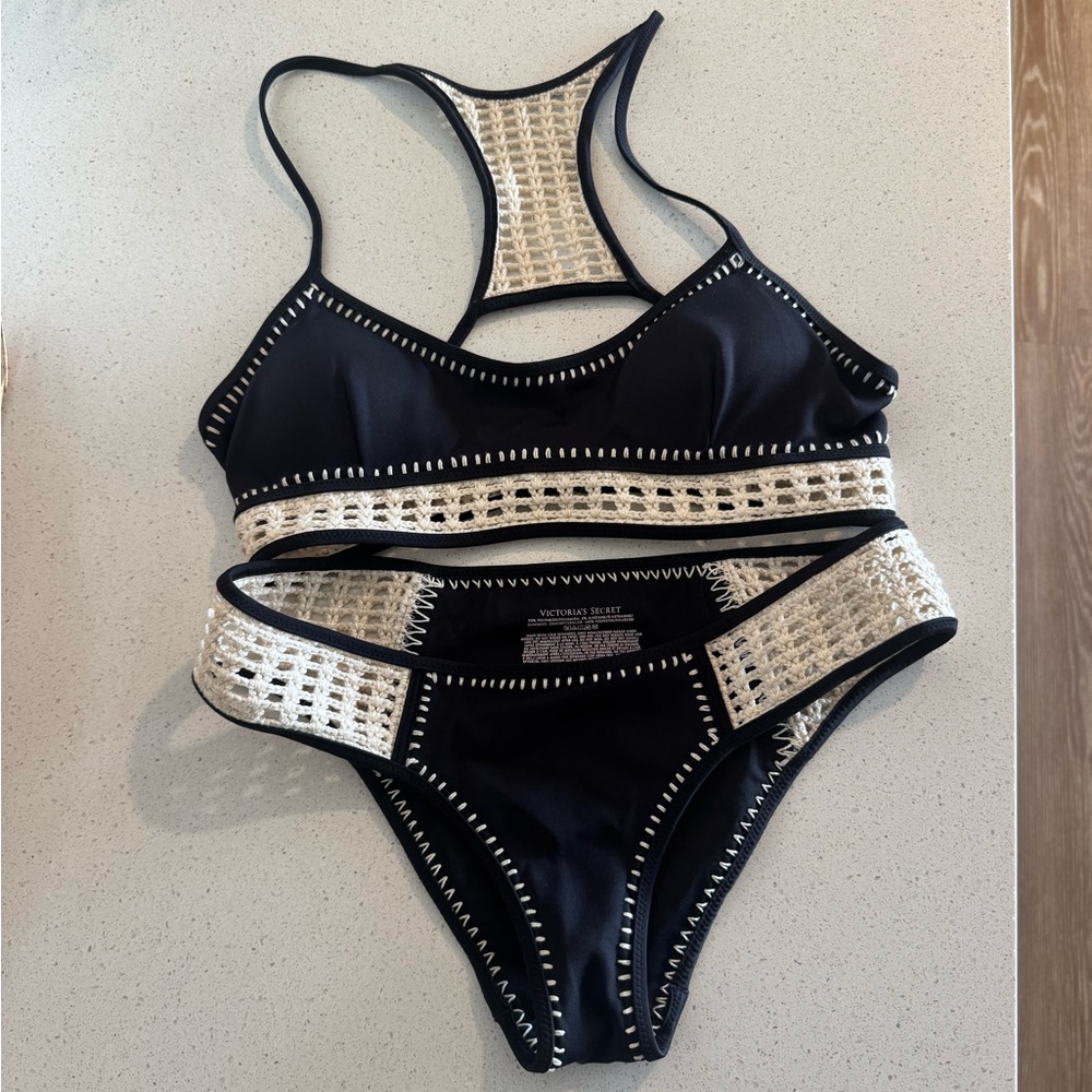 Victoria’s secret crochet scuba bikini top and bottoms black and cream
